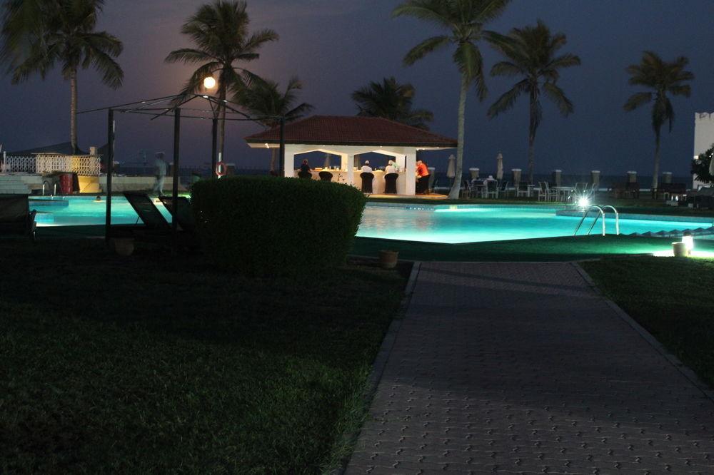 Sohar Beach Hotel Esterno foto